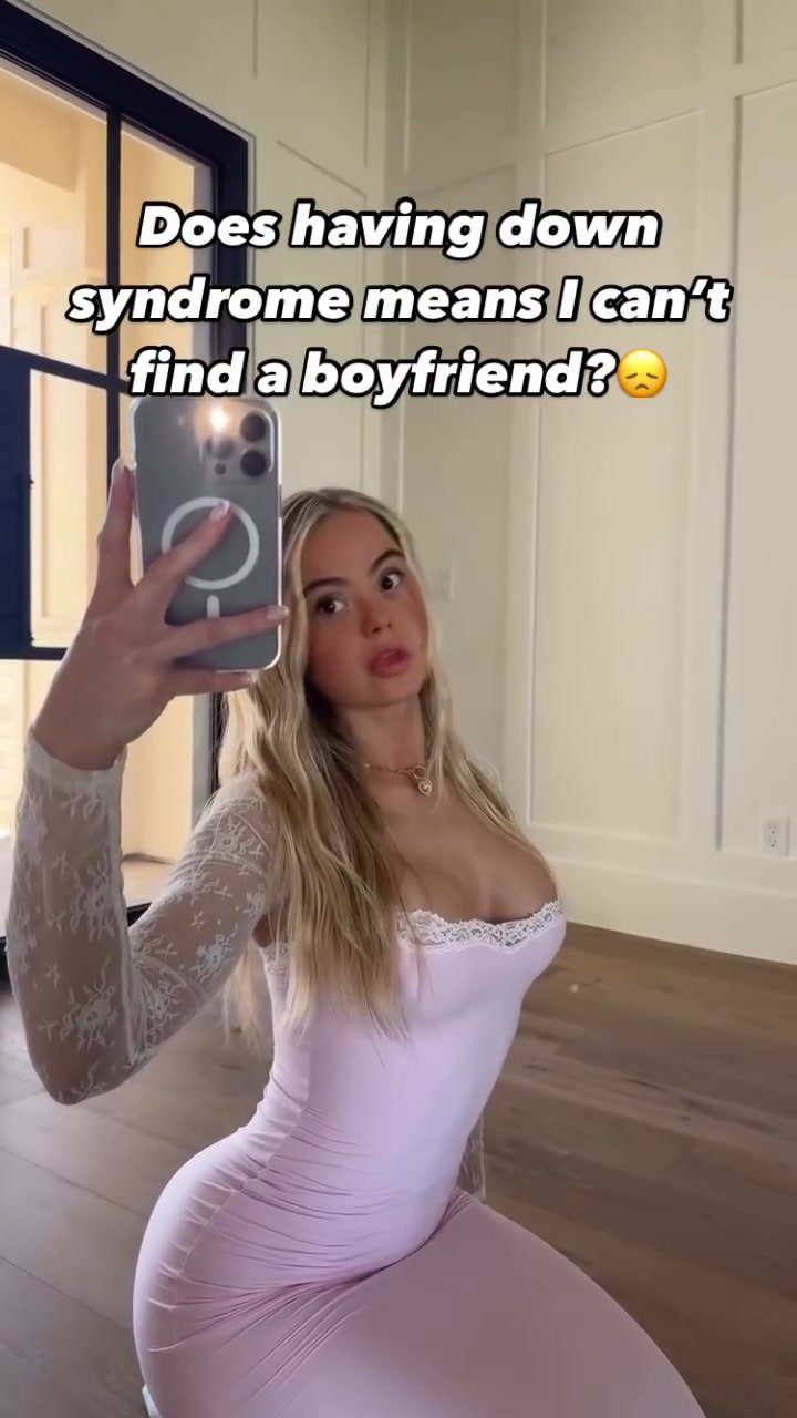 Jennysospeciall / Truly_specialgirl new porn video so sexy!!!