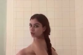 Andie Elle Aka Andiegen Nude Bathing Video Is So Hot